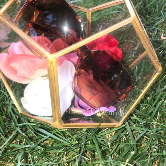 Oversized glasses - Picture 2 of 3